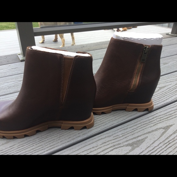 SOREL JOAN OF ARCTIC™ WEDGE III ZIP BOOTIE - Picture 6 of 9